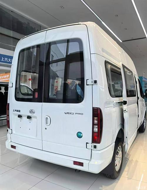 四款新车集中发布上汽大通推出全新轻客品牌"新途"
